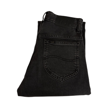 Mustat suoralahkeiset farkut