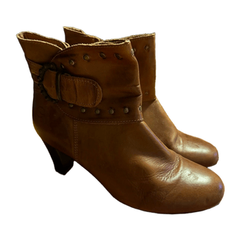 Ten points boots