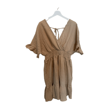 Beige rantamekko