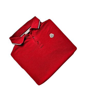 Punainen Moncler pikeepaita