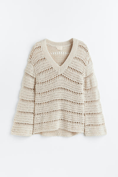Oversize hole sweater