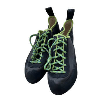 Kiipeilykengät sports shoes