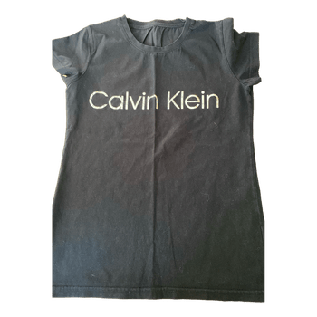 Black Calvin Klein t-shirt