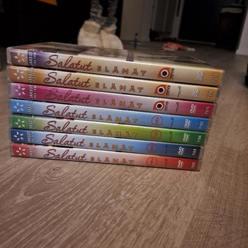 Salatut elämät dvd -sarja