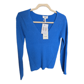 Blue ribbed jumper