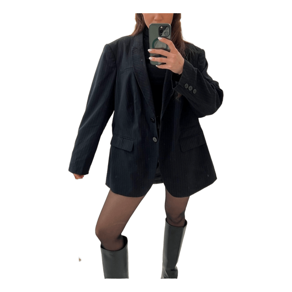 Black oversized blazer