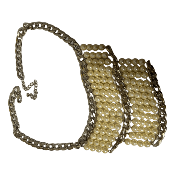 Faux pearl collar necklace
