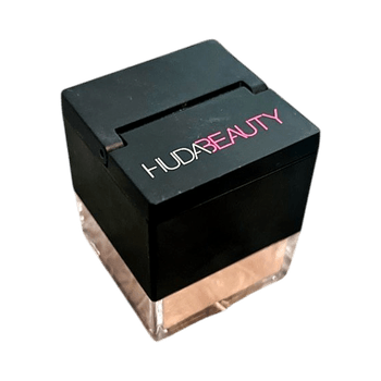 Huda Beauty baby bake cherry blossom
