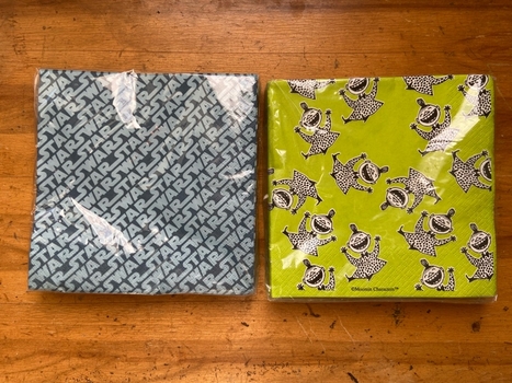 Paper napkins