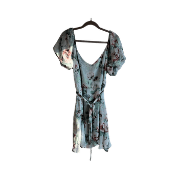 Kukkamekko / juhlamekko