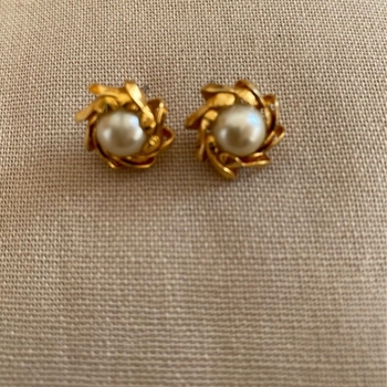 Helmi korvakorut jewelry