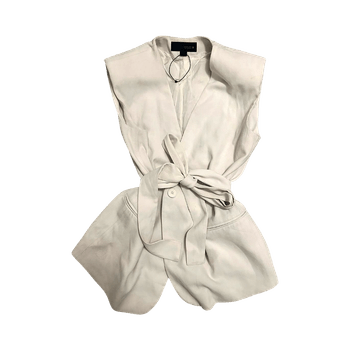 Valkoinen vyöllinen takki