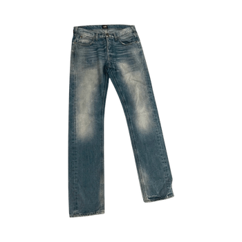 Light wash lee jeans