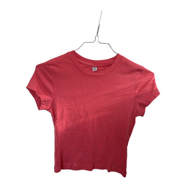 Uniqlo pink t-shirt