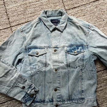 Vaaleansininen Calvin Klein  farkkutakki
