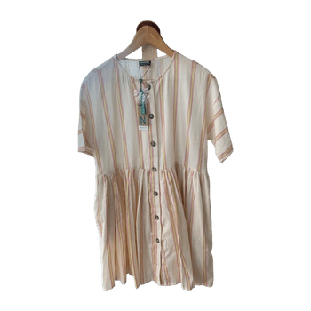 Noisy may dress