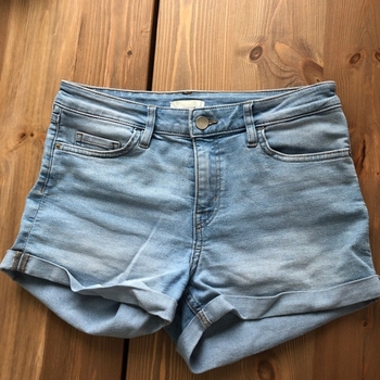 H&m shorts