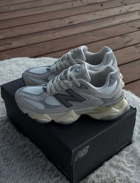 New Balance 9060 sneakers
