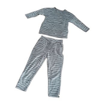Pola clothing
