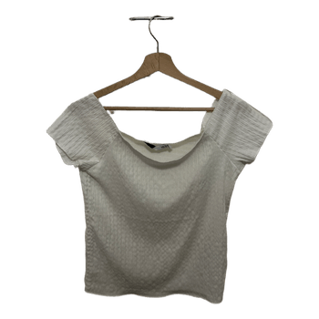 White textured short sleeve top