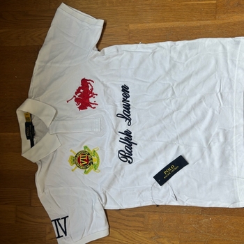 Valkoinen custom ralph lauren paita!