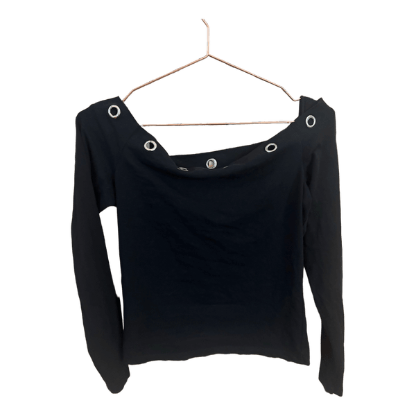 Sort off-shoulder top