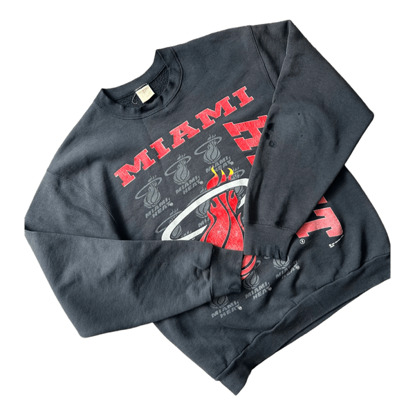 Musta Miami Heat collegepaita