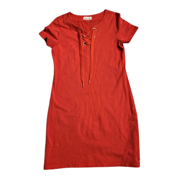 Red lace-up dress