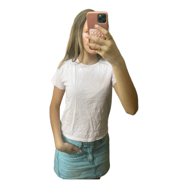Pink t-shirt