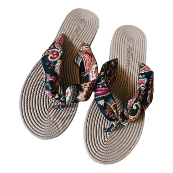 Abloom paisley flip flops