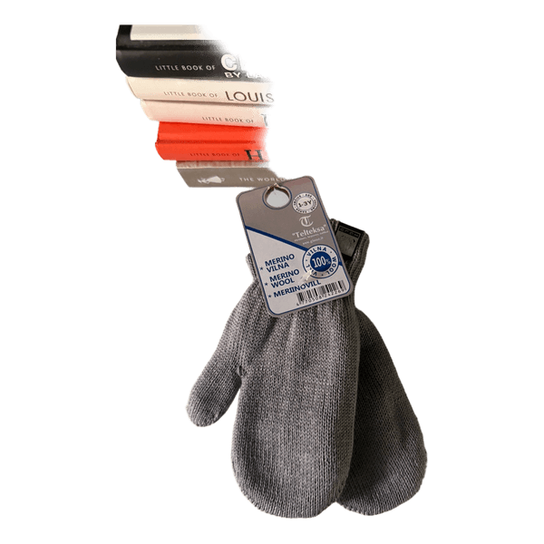Grey merino wool mittens