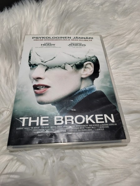 DVD The Broken