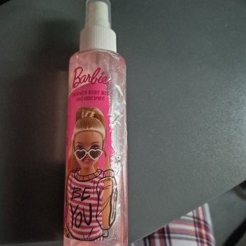 Pink shimmer body mist