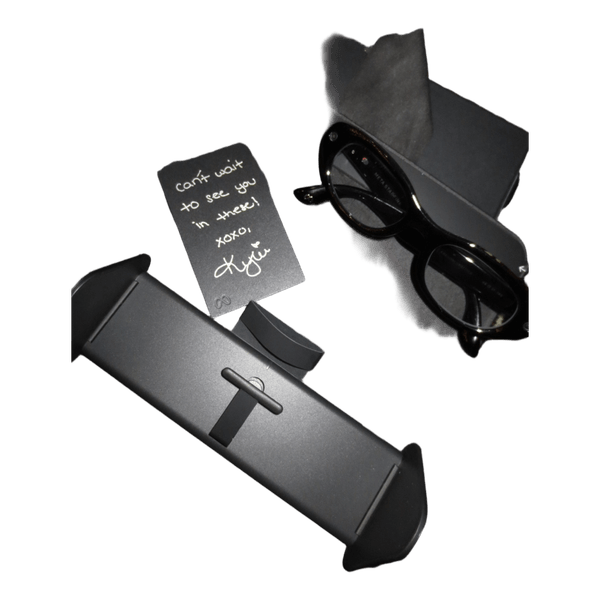 Meta smart glasses