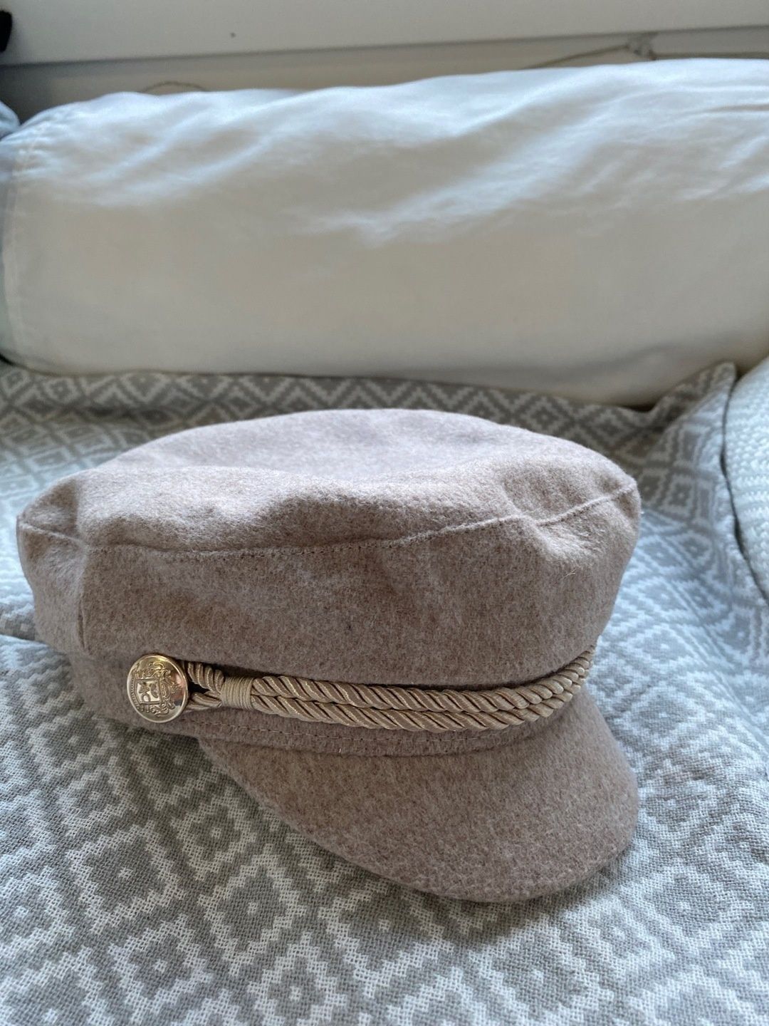 H&m headwear