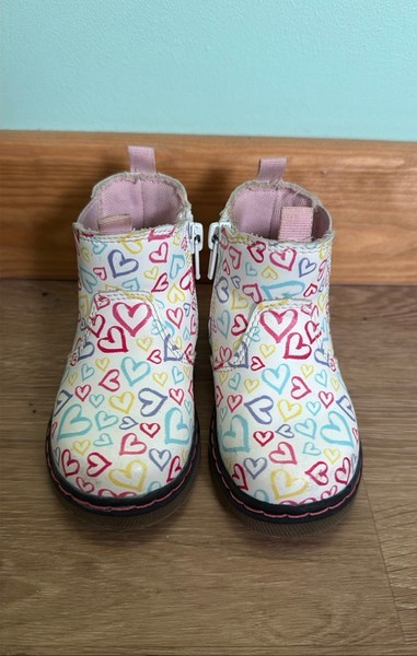 White heart print boots