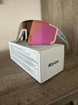 SCVCN sportiniai akiniai nuo saulės su UV400 apsauga