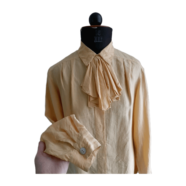 Vintage/100%silk blouse