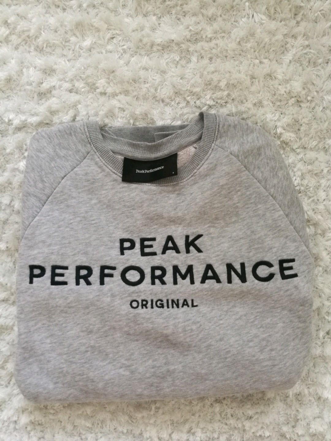Peak performance hoodie