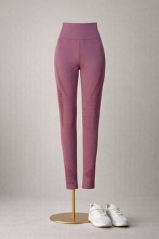 Pink seamless leggings