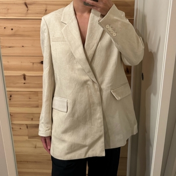 beige oversize bleiseri