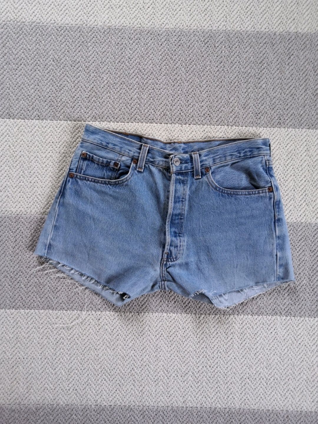 Levi’s shorts