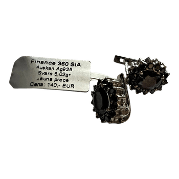 Sudraba auskari ar akmeņiem