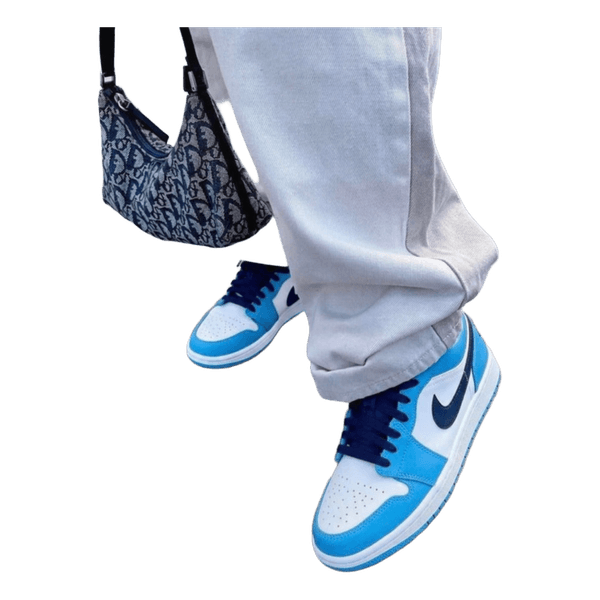Blue sneakers Nike Jordan Low 1