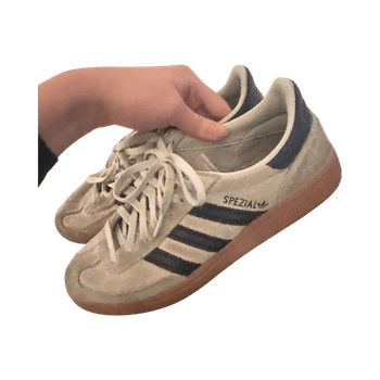 Adidas kengät
