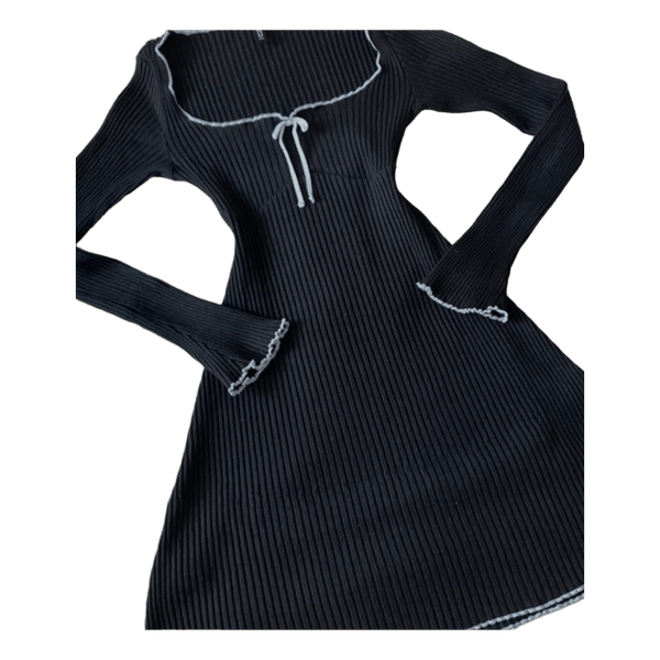 Black ribbed long sleeve dress