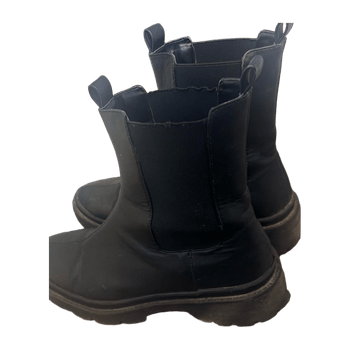 Nelly/shoes boots