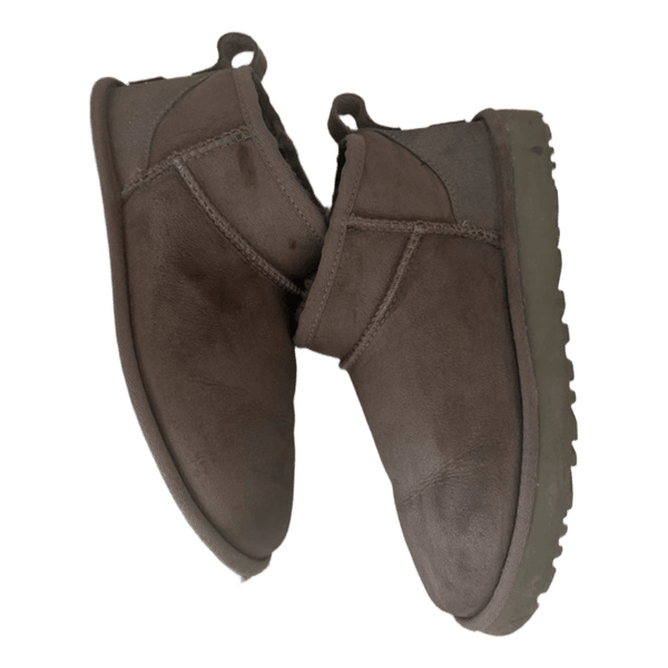 Grå Uggs