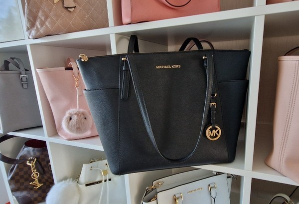 Michael Kors  musta Jet Set tote