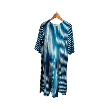 raidallinen mekko